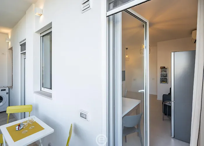 Modern Mameli Διαμέρισμα