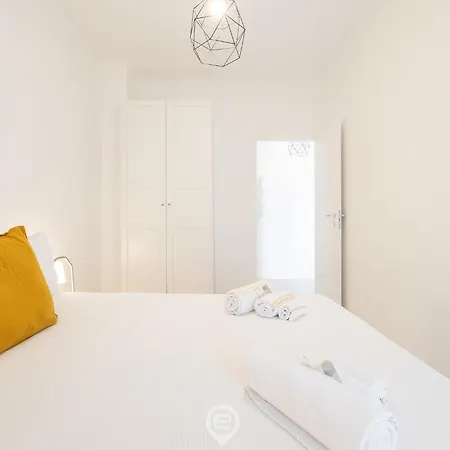 Estay - Modern Mameli *